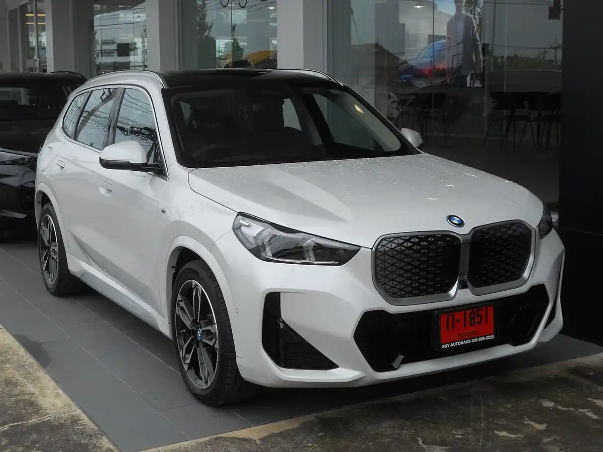 2025 BMW iX1 eDrive20 L M Sport at Sky Autohaus, Khon Kaen exterior reference photograph