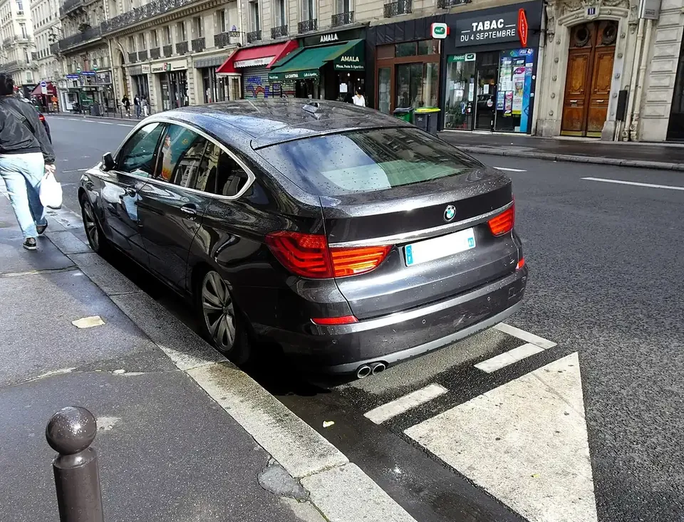 BMW 530d Gran Turismo F07 viewed from the rear and side