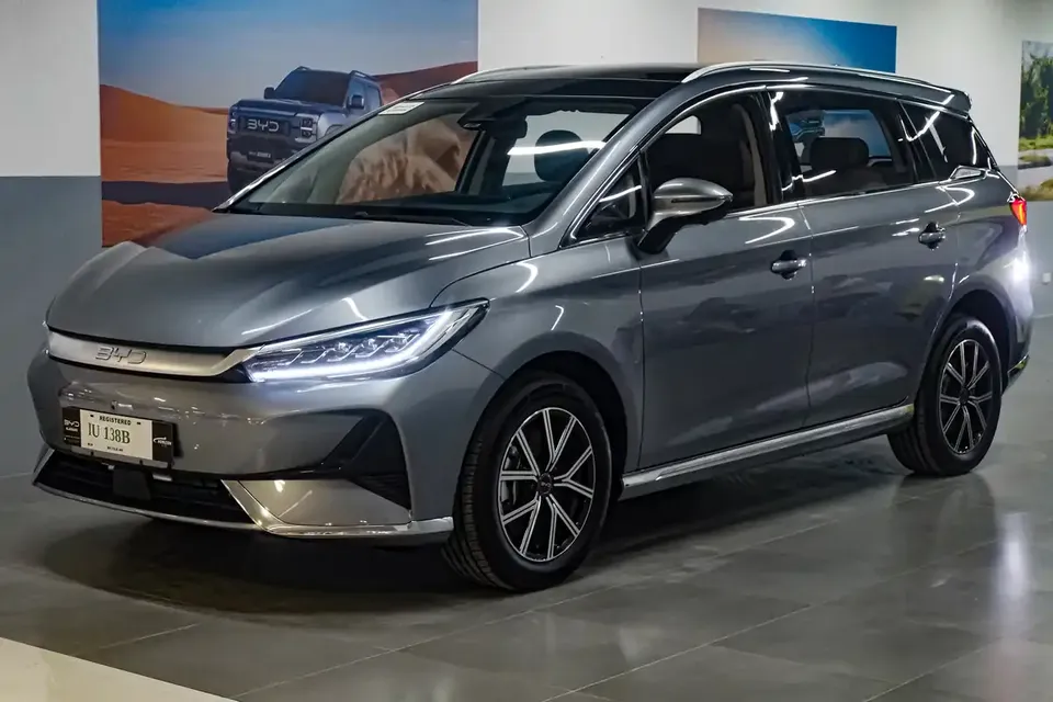 Grey BYD eMAX 7 Superior Captain electric MPV displayed at a Philippine showroom pop-up