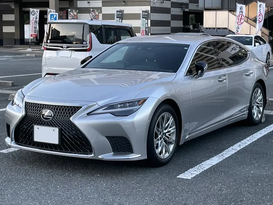 Lexus LS 500h in a front three-quarter view.