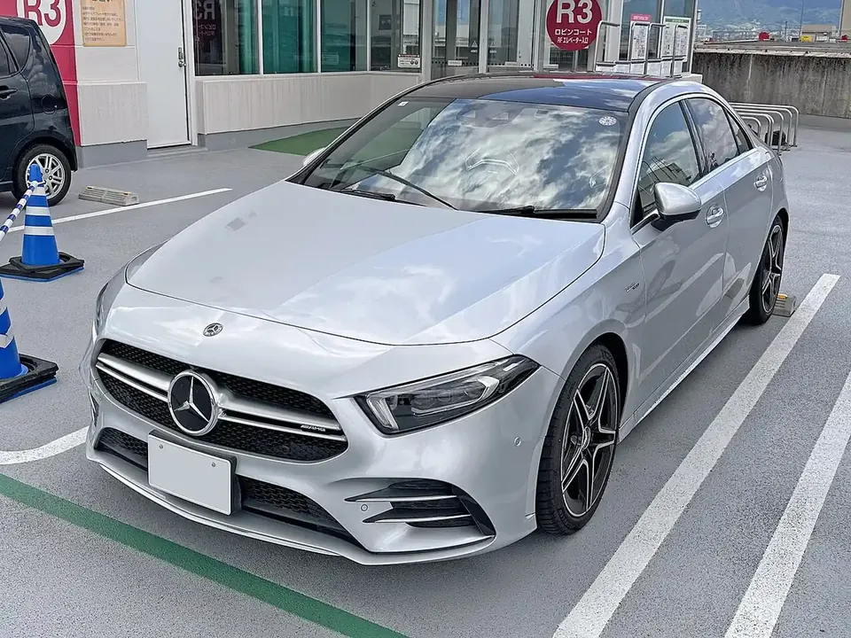 Mercedes-AMG A 35 4MATIC sedan exterior reference photograph