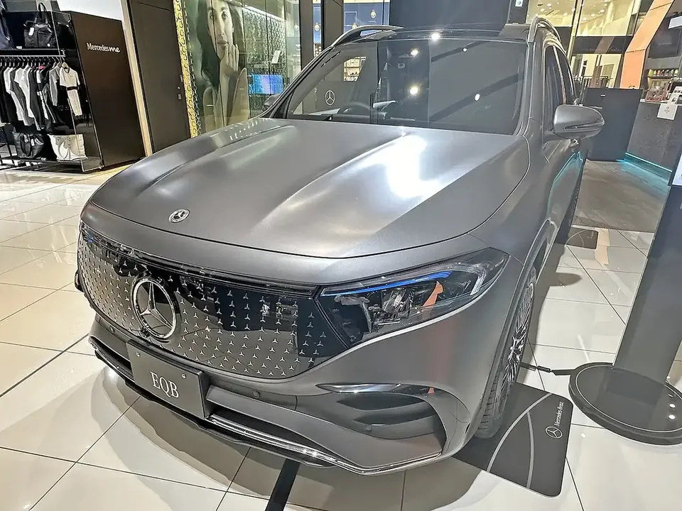 Mercedes-Benz EQB 250+ exterior reference photograph