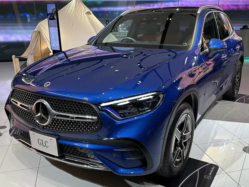 Mercedes-Benz GLC 220 d 4MATIC exterior reference photograph