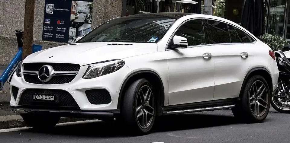 2018 Mercedes-Benz GLE 350 d 4MATIC Coupé exterior reference photograph