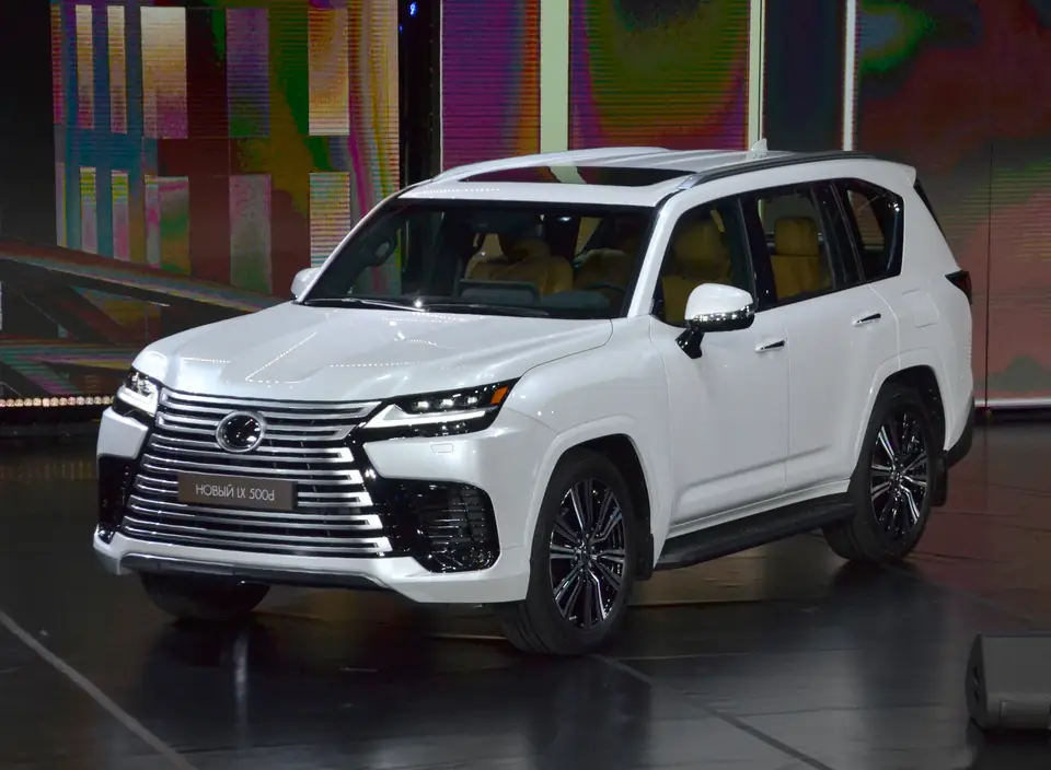 Lexus LX 500d in a front three-quarter view.