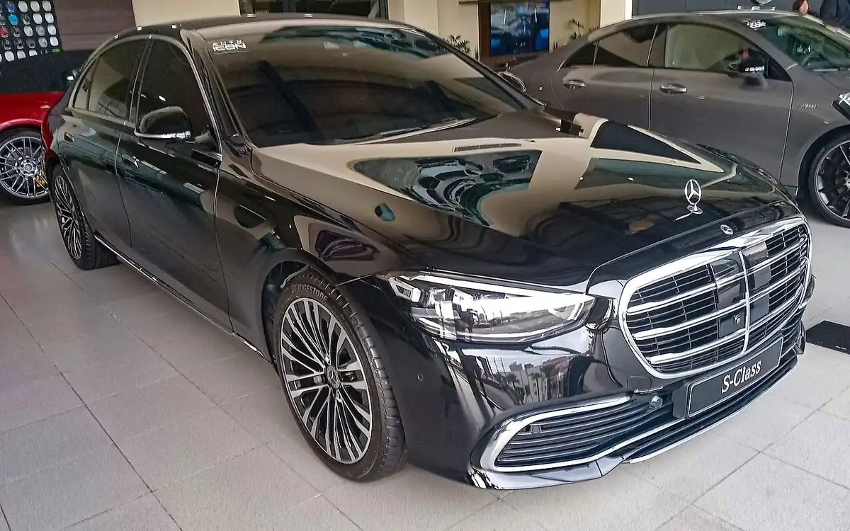 2024 Mercedes-Benz S 450 4MATIC exterior reference photograph