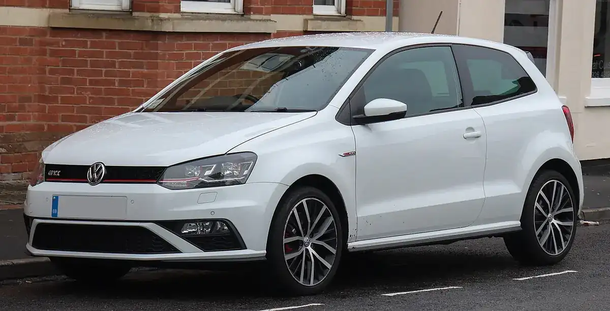 White facelift three-door Volkswagen Polo GTI 1.8 viewed from the front and side